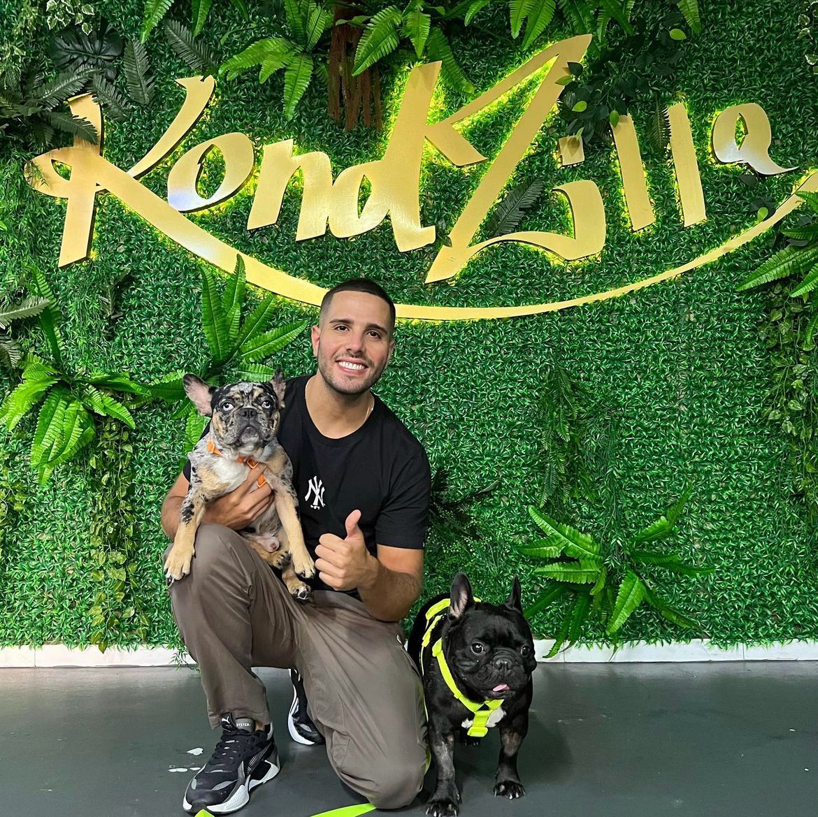 Tio Lucas com pets